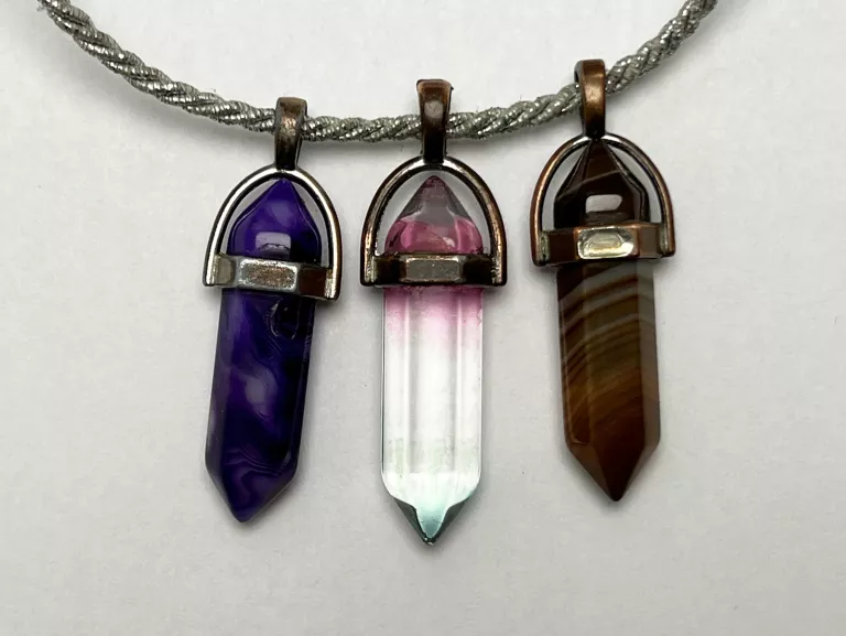 WISIORKI TYGRYSIE OKO, AMETYST, KRYSZTAŁ