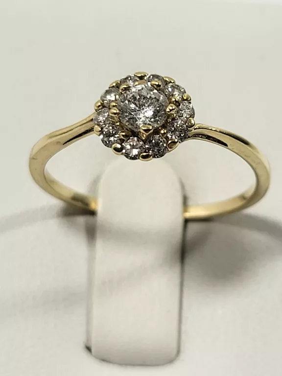 piekny-blyszczacy-zloty-pierscionek-material-15835-2