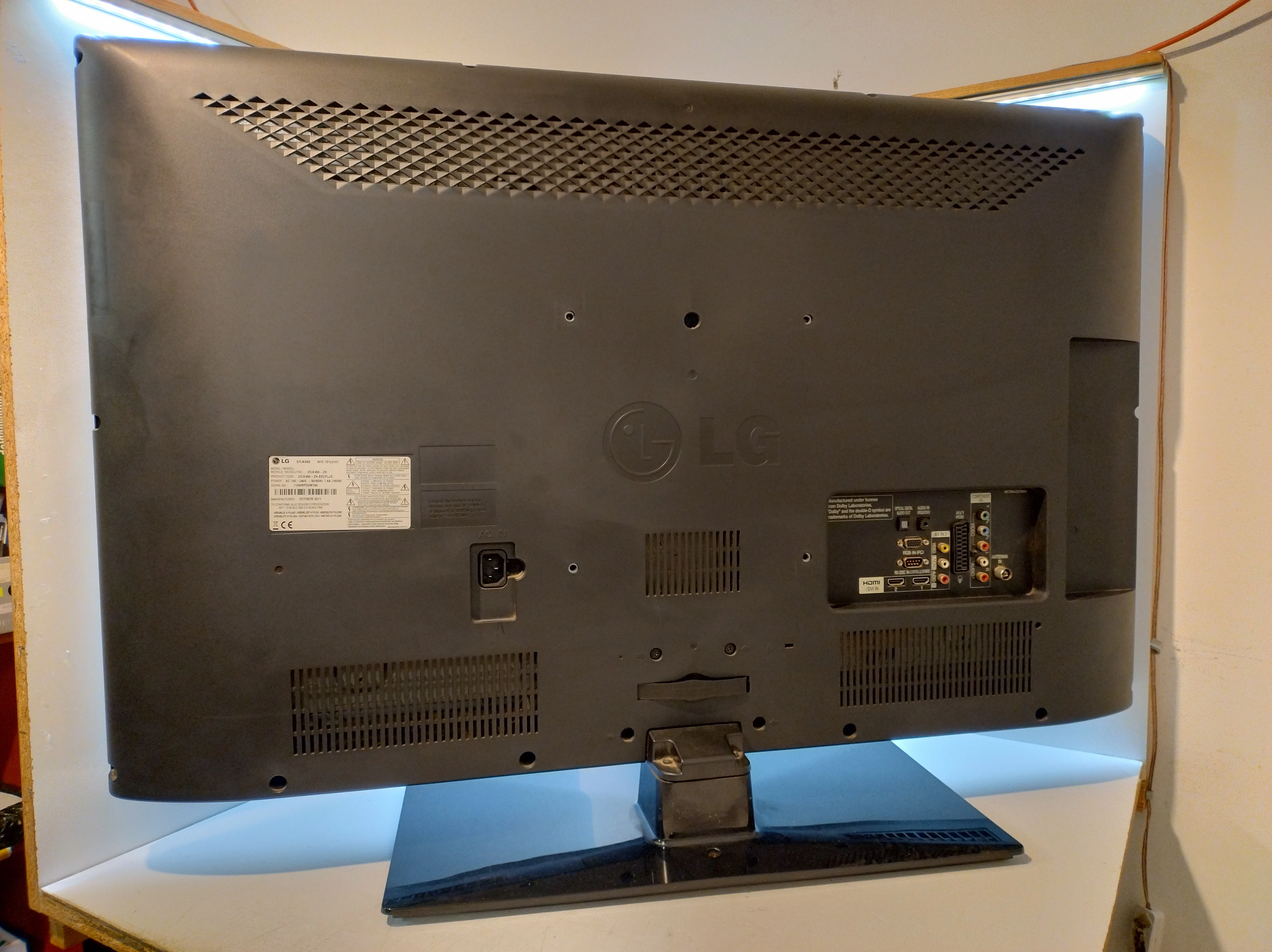 telewizor-37-lg-37lk450-pilot-typ-telewizora-211486-250138