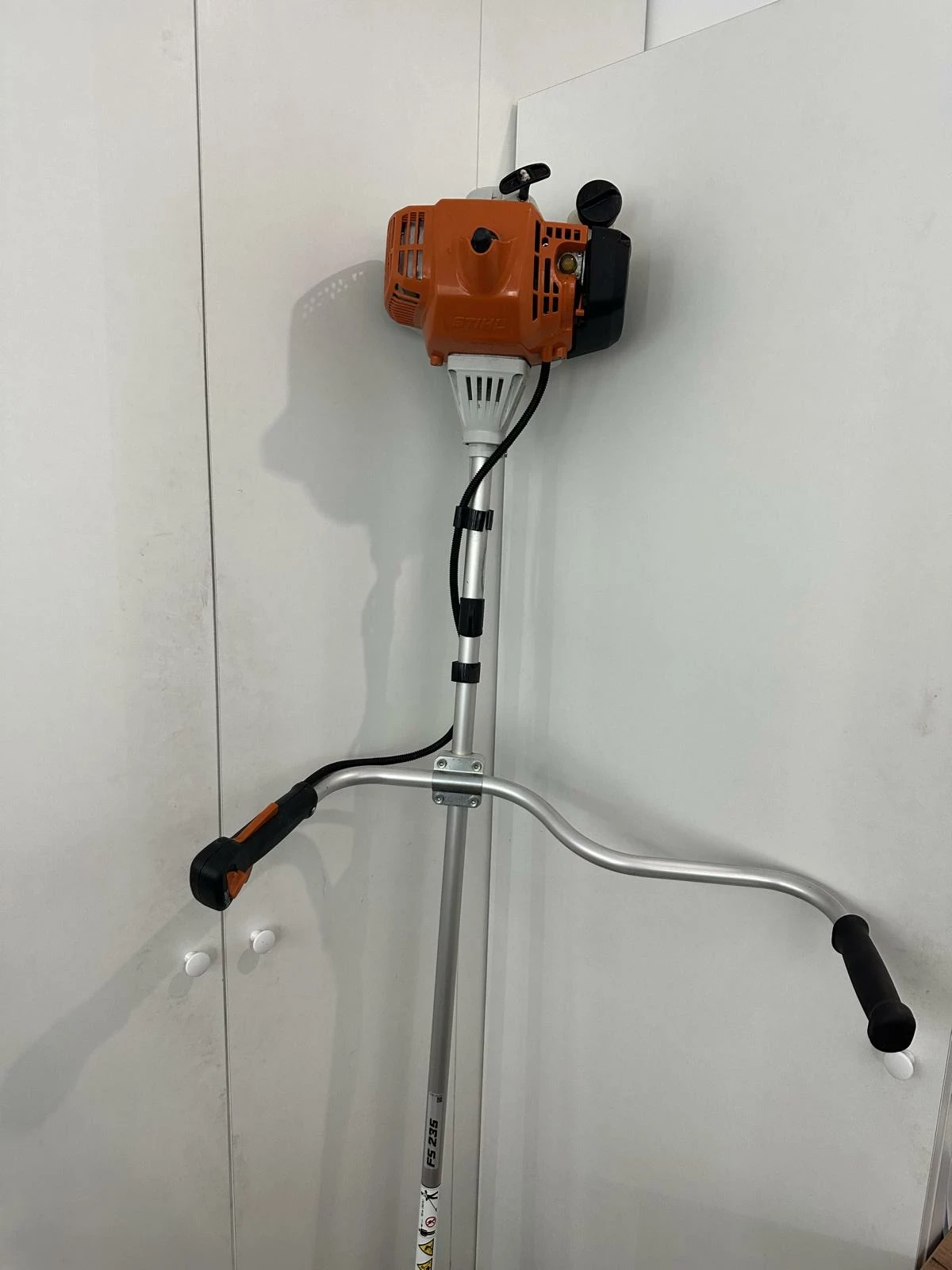 kosa-spalinowa-stihl-fs-235-papiery-stary-rynek-9-sroda-wlkp