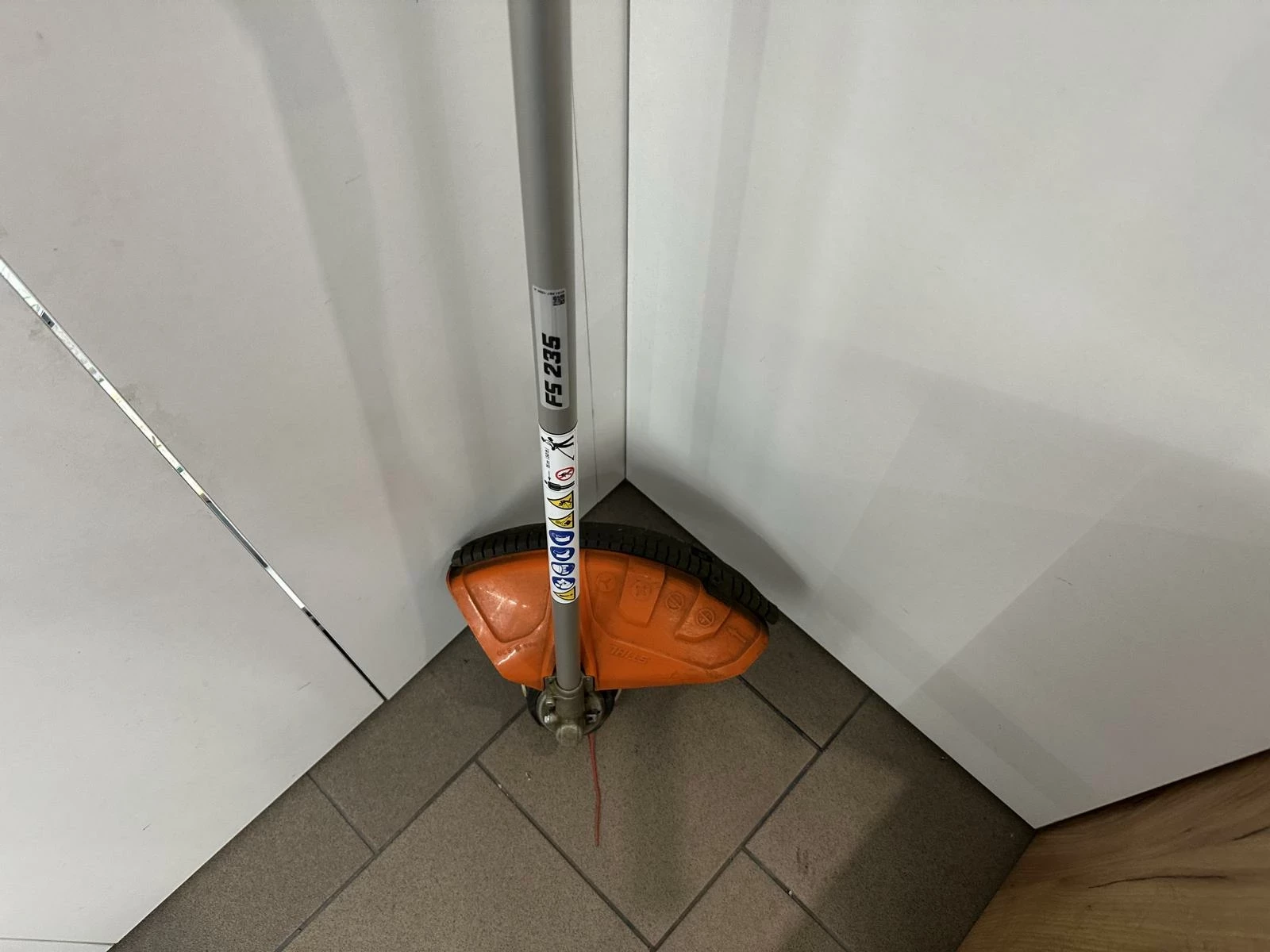 kosa-spalinowa-stihl-fs-235-papiery-moc-silnika-spalinowego-210