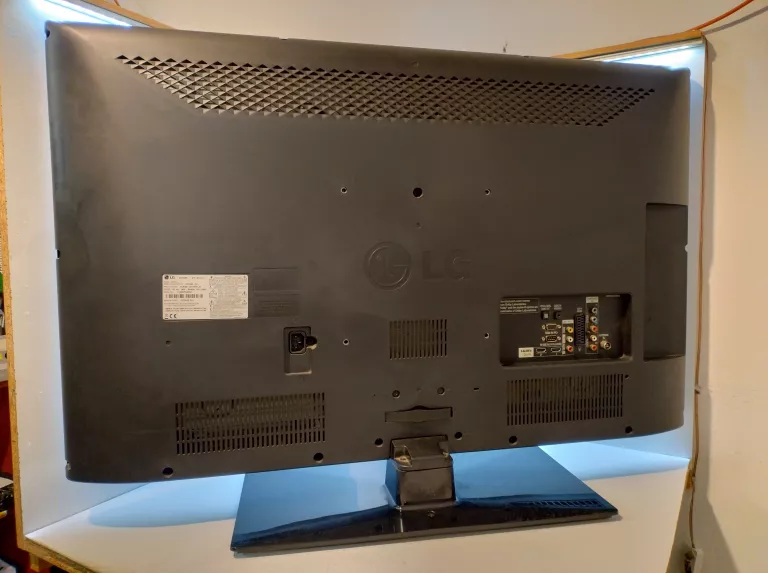telewizor-37-lg-37lk450-pilot-typ-telewizora-211486-250138