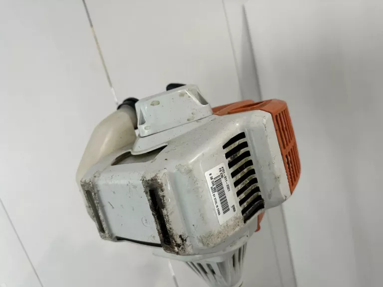 kosa-spalinowa-stihl-fs-235-papiery-srednica-ciecia-42