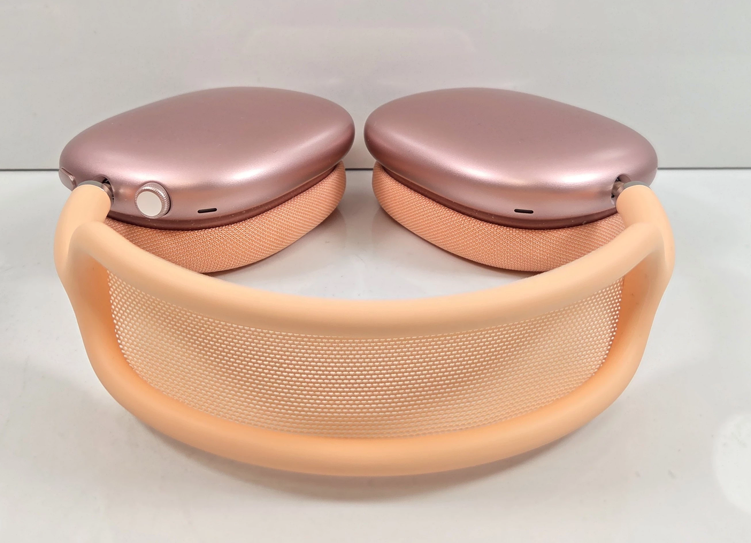 sluchawki-airpods-max-stan-11323-2