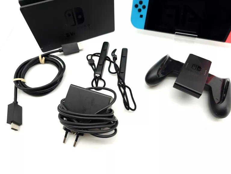 KONSOLA NINTENDO SWITCH HAC-001 KARTA 128GB + AKCESORIA