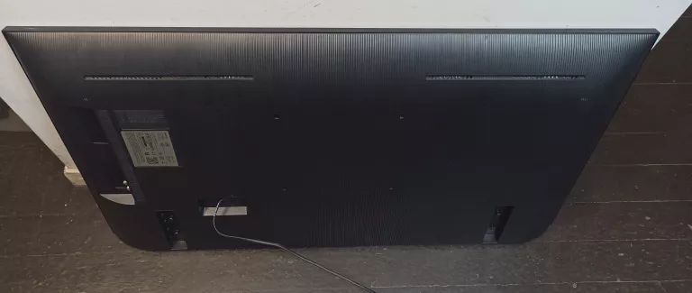 telewizor-samsung-crystal-uhd-du7100-43-przekatna-ekranu-cale-4300