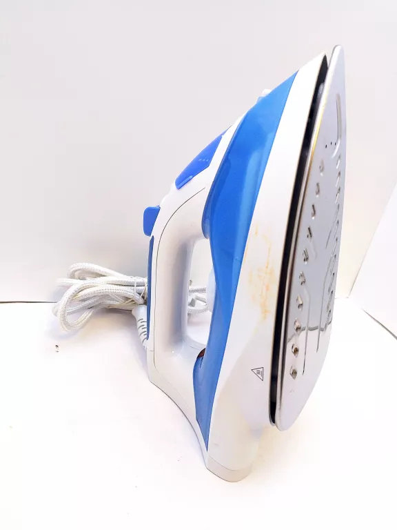 zelazko-tesco-ir2215-2200w-kolor-dominujacy-129357-2