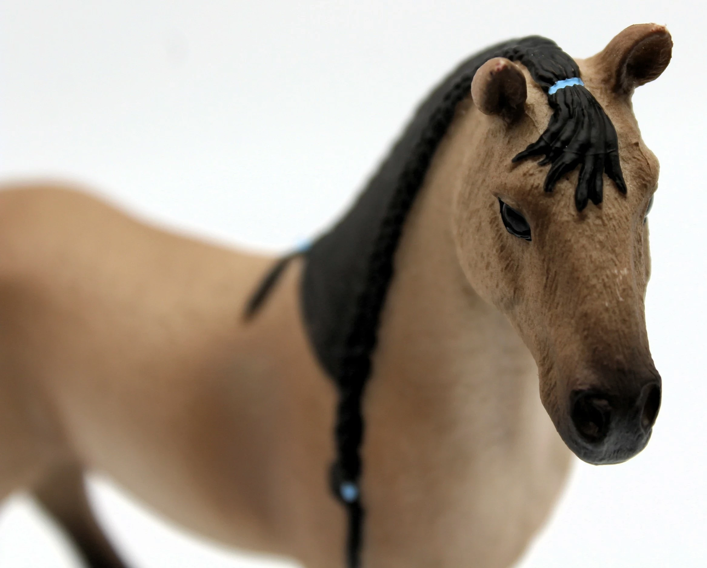 realistyczna-figurka-kon-klacz-schleich-14814-skala-121-stan-11323-2