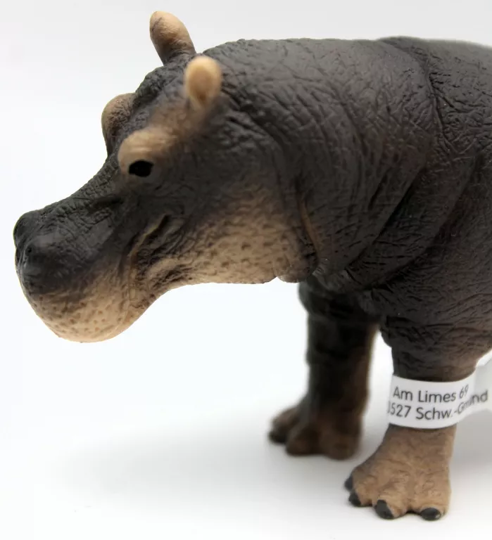 realistyczna-figurka-hipopotama-schleich-14814-skala-125-wiek-dziecka-3475-45