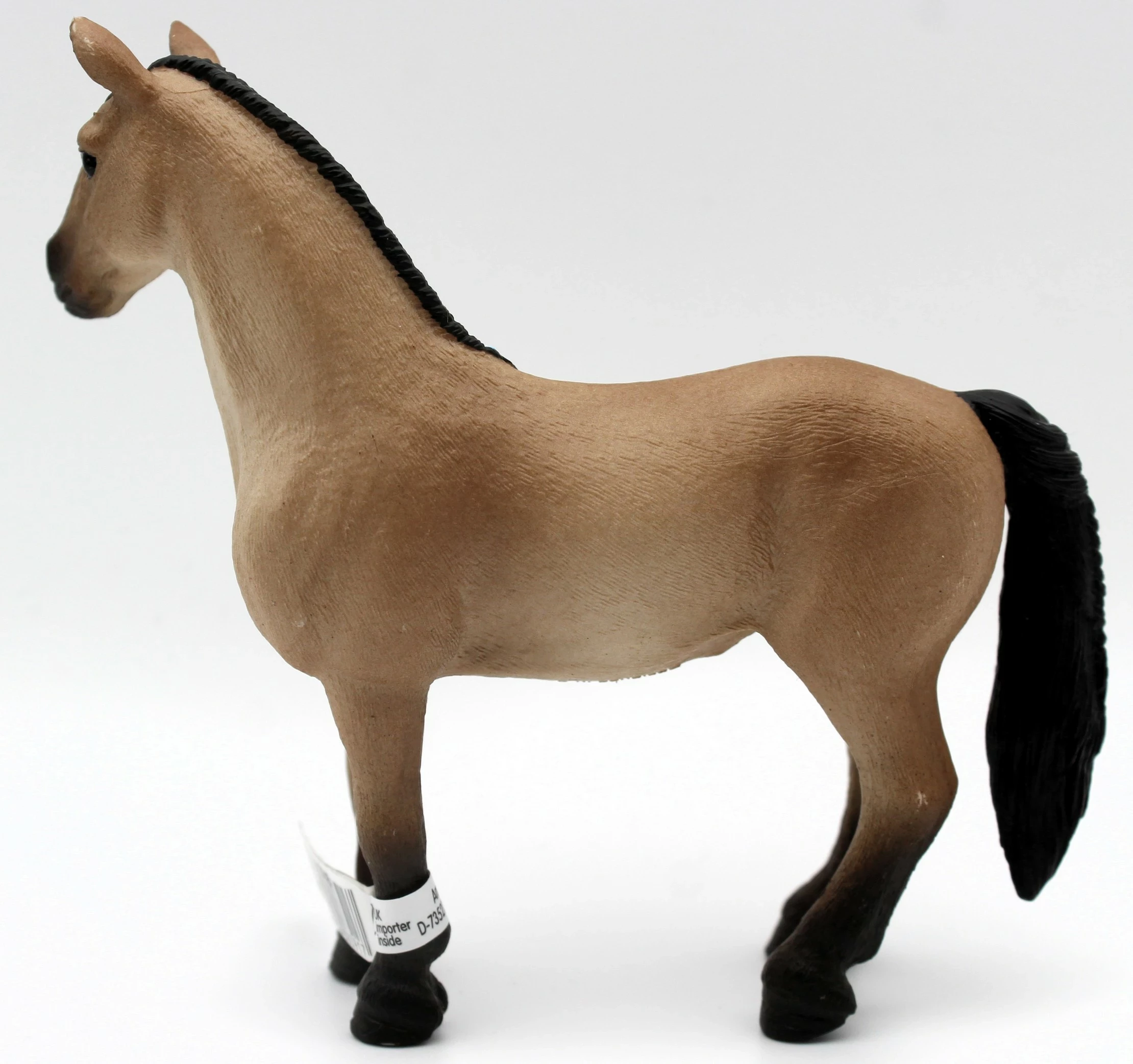 realistyczna-figurka-kon-klacz-schleich-14814-skala-121-ean-gtin-4059433863917