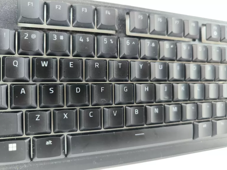 klawiatura-razer-ornata-v3-komplet-kod-producenta-rz03-04880100-r3m1