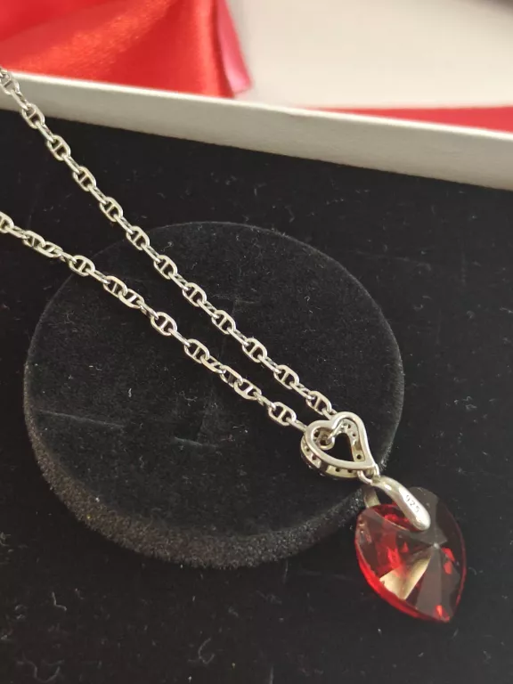 SREBRO - WYRÓB JUBILERSKI UŻYWANY NASZYJNIK Z ZAWIESZKĄ 5,66 G 925