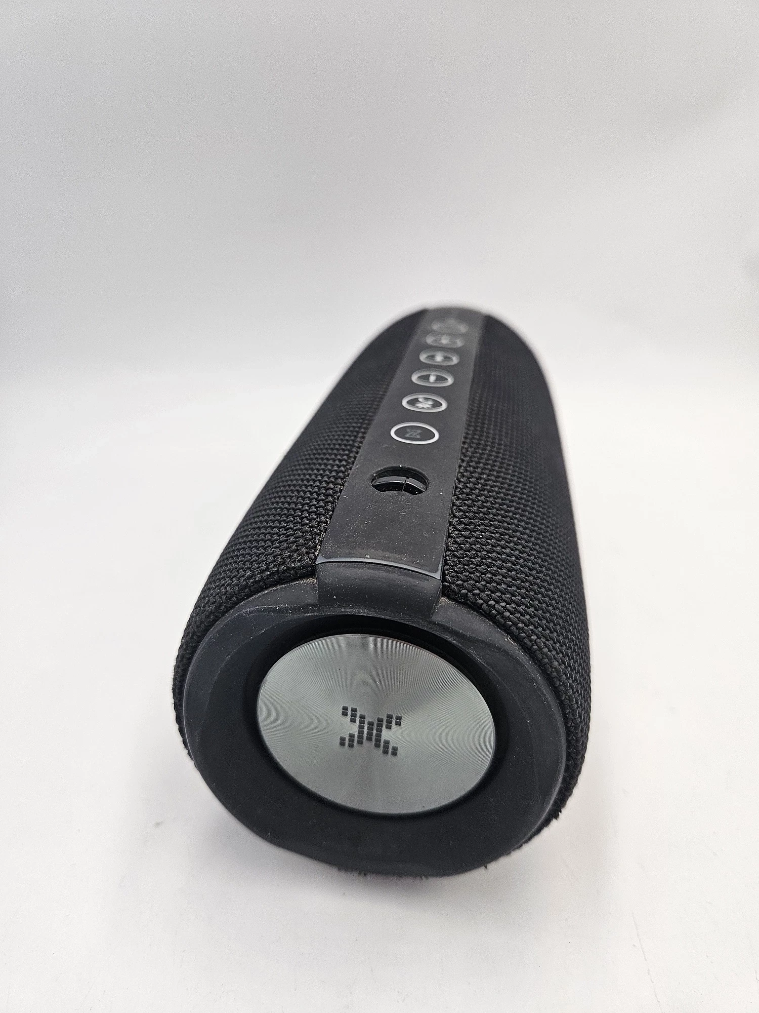 glosnik-mobilny-xmusic-bts800k-czarny-bluetooth-aux-radio-fm-moc-2000