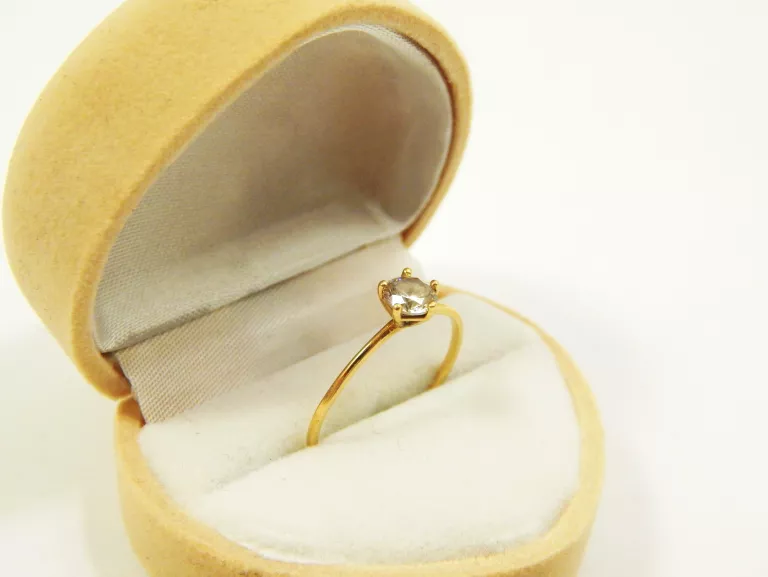 zloty-pierscionek-damski-pr-333-rozm-15-chrusciela-17-warszawa-dz-matuszewicz-spj