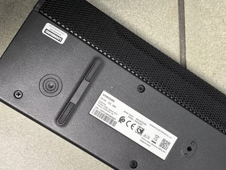 soundbar-samsung-hw-q70t-pilot-zasilacz-kod-producenta-hw-q70ten
