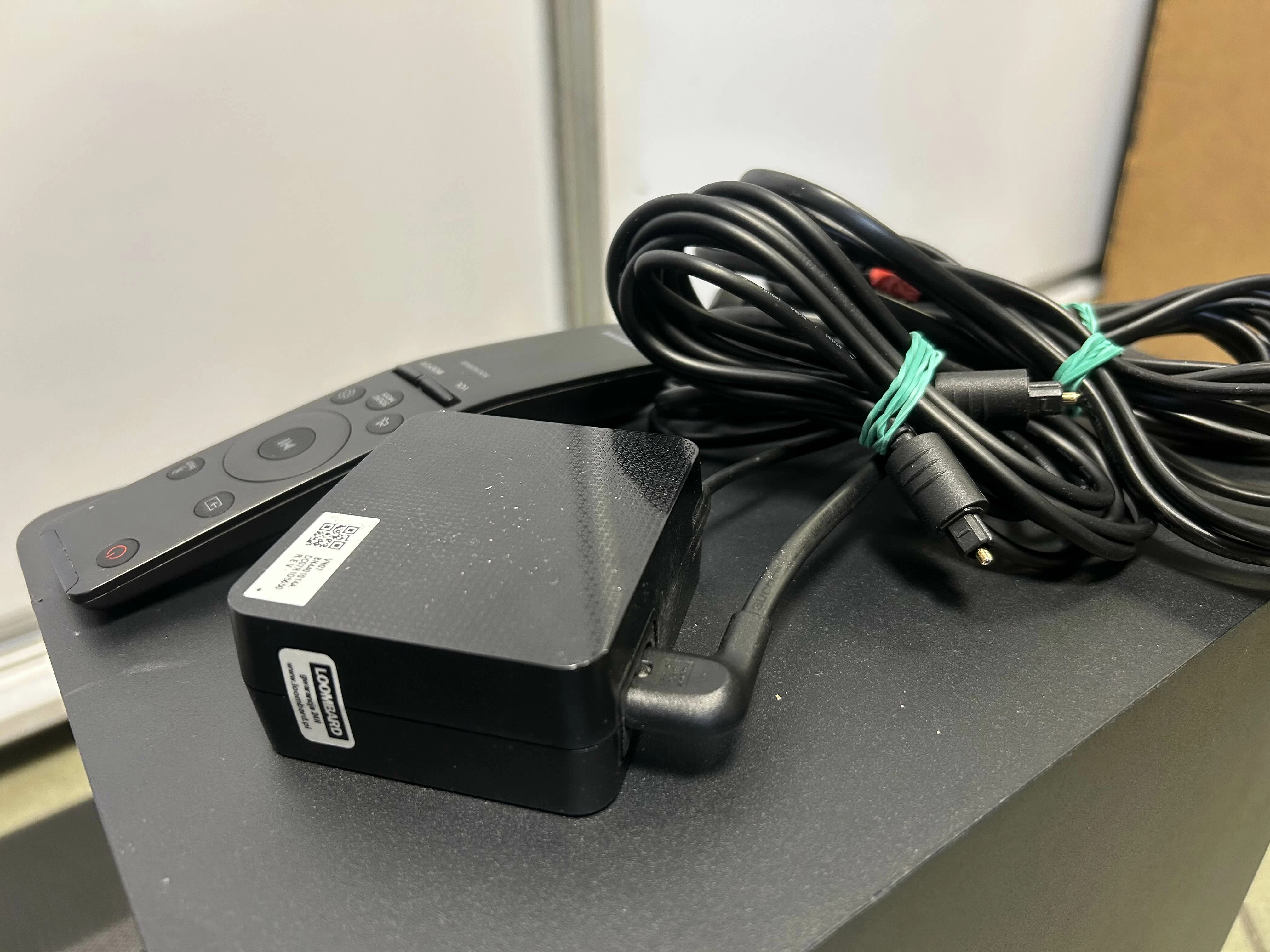 soundbar-samsung-hw-q70t-pilot-zasilacz-stan-11323-2