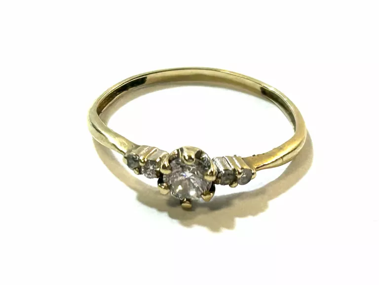 WYRÓB JUBILERSKI UŻYWANY PIERŚCIONEK R.15 0,89G PR.333