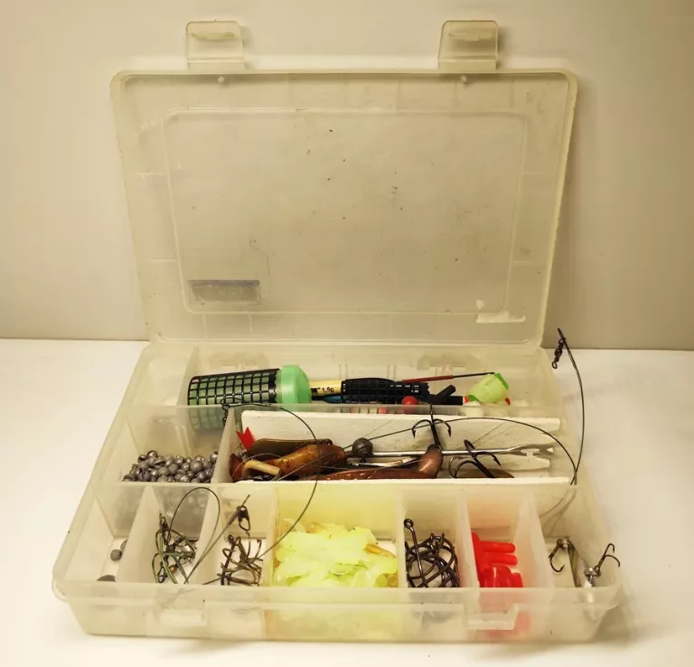 ZESTAW WĘDKARSKI SPŁAWIKI, HACZYKI, OBCIĄŻNIKI/ PUD