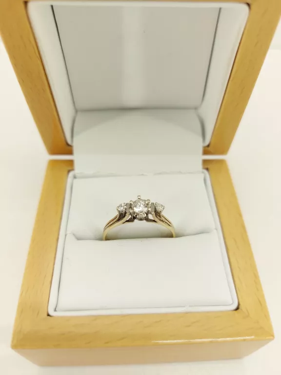 ZŁOTY PIERŚCIONEK Z DIAMENTAMI 585 0.43CT 2,28G R18 WYPRZEDAŻ
