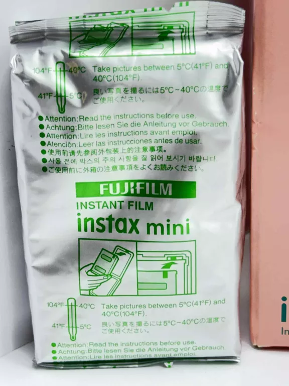APARAT FUJIFILM INSTAX MINI 12  + WKŁAD
