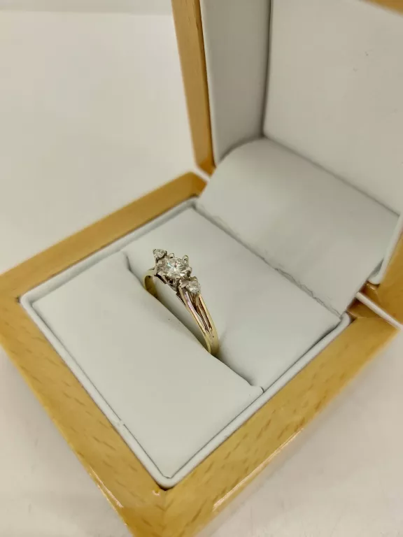 ZŁOTY PIERŚCIONEK Z DIAMENTAMI 585 0.43CT 2,28G R18 WYPRZEDAŻ