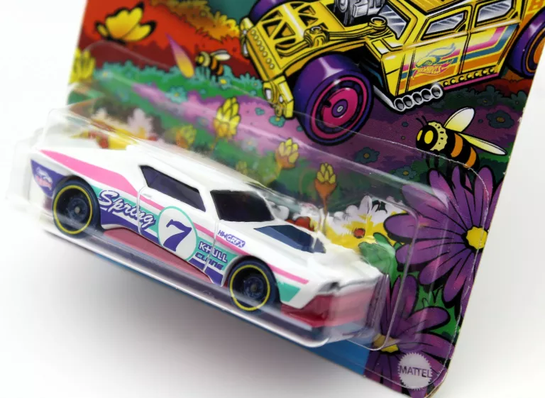 MODEL AUTA HOT WHEELS  MUSCLE BOUND SERIES 2025