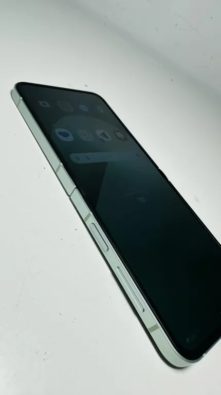 TELEFON SAMSUNG GALAXY Z FLIP6 5G 12/256GB MIĘTOWY FABRYCZNY WARTO OKAZJA