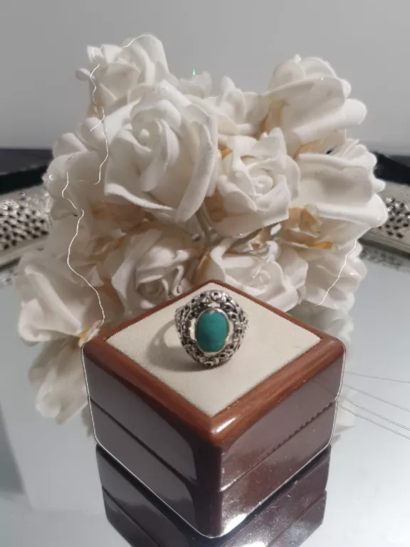 PIĘKNY SREBNY  PIERŚCIEŃ 4,95 G 925