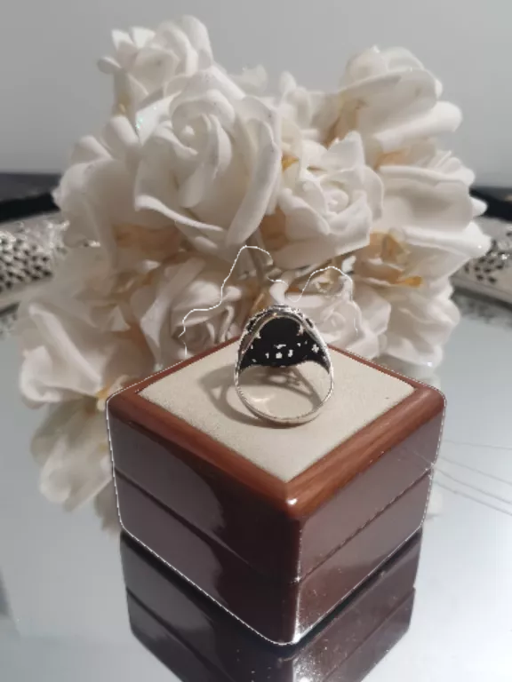 PIĘKNY SREBNY  PIERŚCIEŃ 4,95 G 925