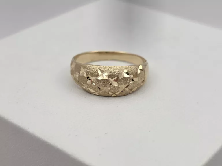 ZŁOTY PIERŚCIONEK - 585 14K R.19 3,55G