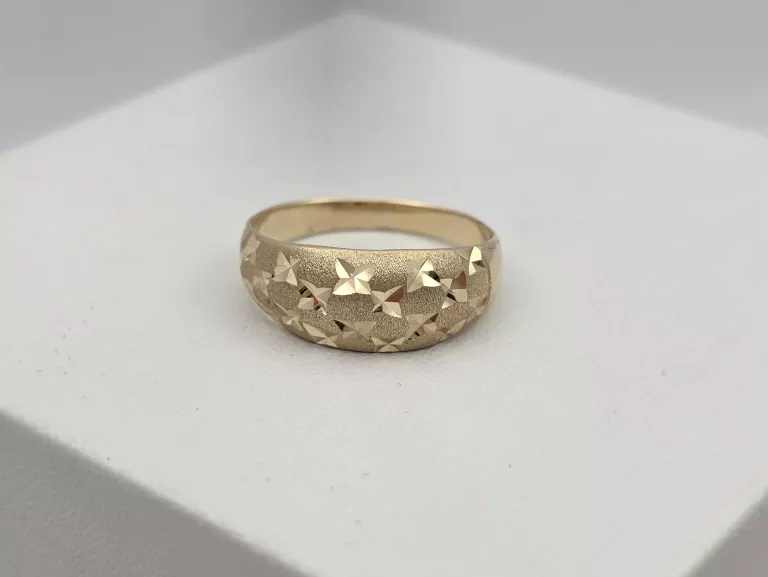 ZŁOTY PIERŚCIONEK - 585 14K R.19 3,55G