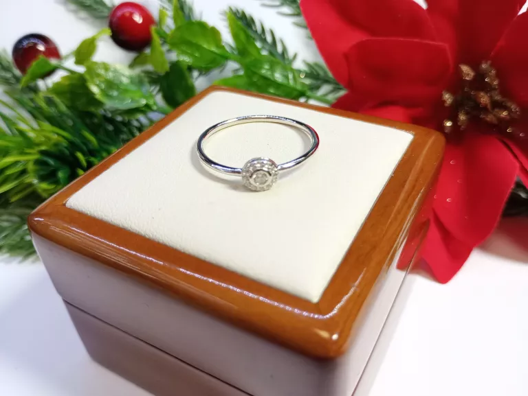 ZJAWISKOWY SREBRNY PIERŚCIONEK  1,26 G 925