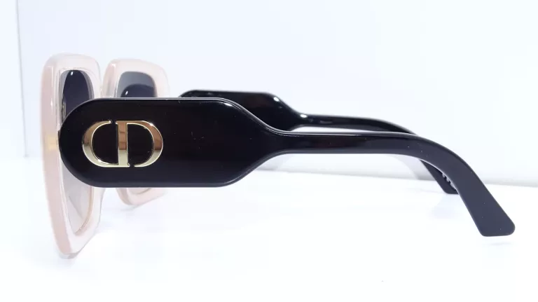 okulary-przeciwsloneczne-dior-diorbobby-s2u-76a2-fason-4526-3