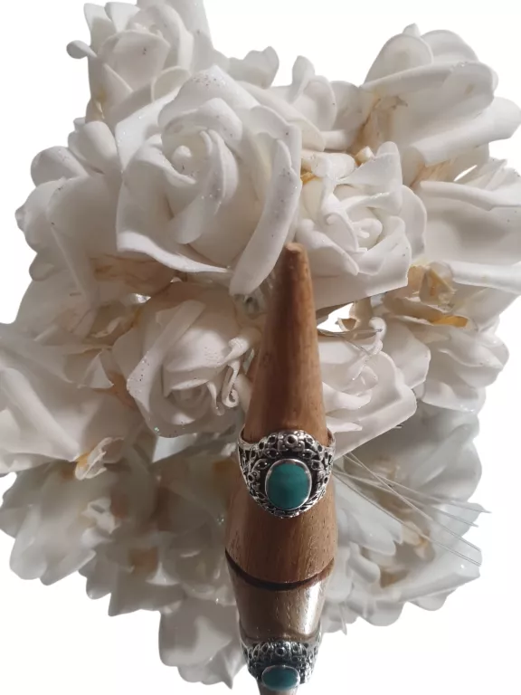 PIĘKNY SREBNY  PIERŚCIEŃ 4,95 G 925