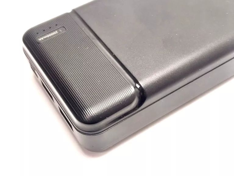 POWERBANK XLINE XPB220K 20000MAH + USB