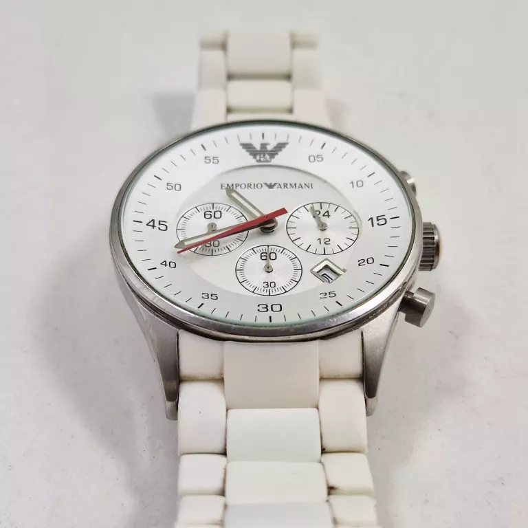ZEGAREK EMPORIO ARMANI AR5859 BIAŁY OPIS