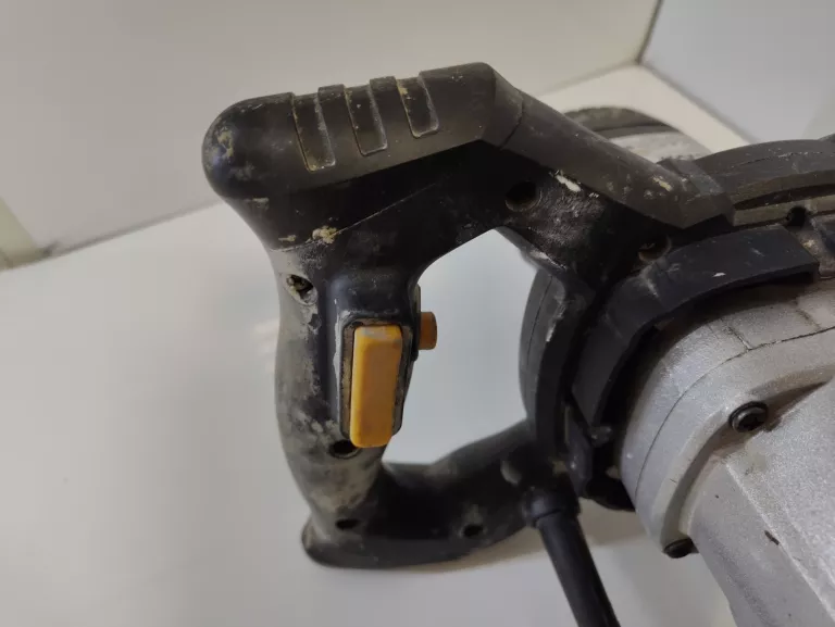 MIESZADŁO ELEKTRYCZNE CMI C-FR-1350 B