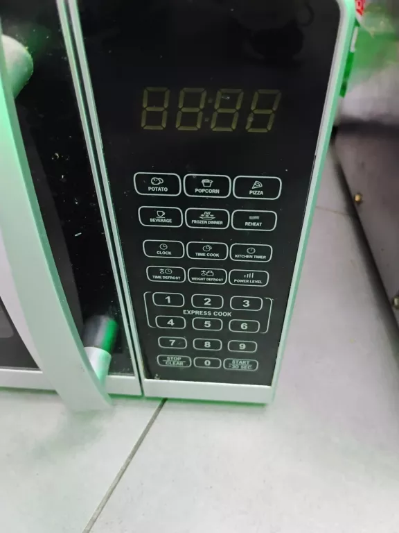 MIKROFALÓWKA AMICA AMGF20E1S