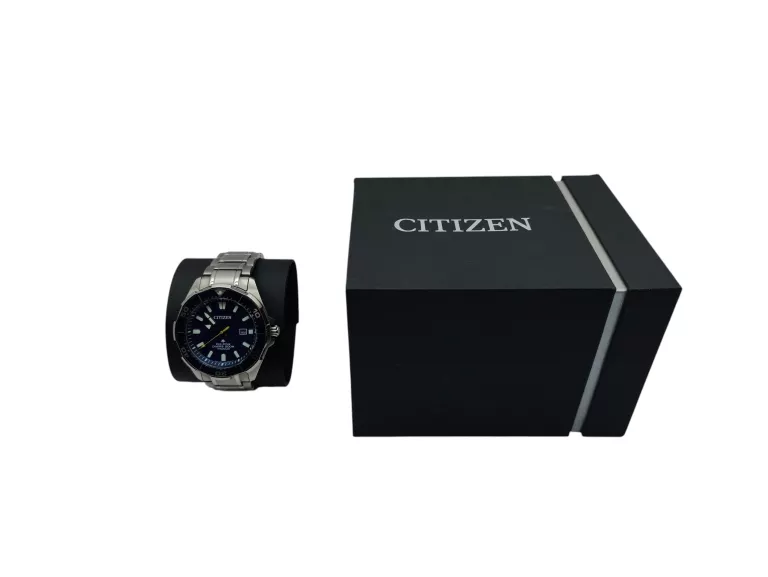 ZEGAREK CITIZEN ECO DRIVE DIVERS 200M TITANUM