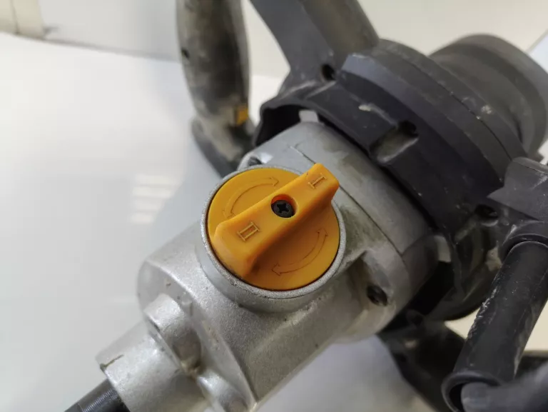 MIESZADŁO ELEKTRYCZNE CMI C-FR-1350 B