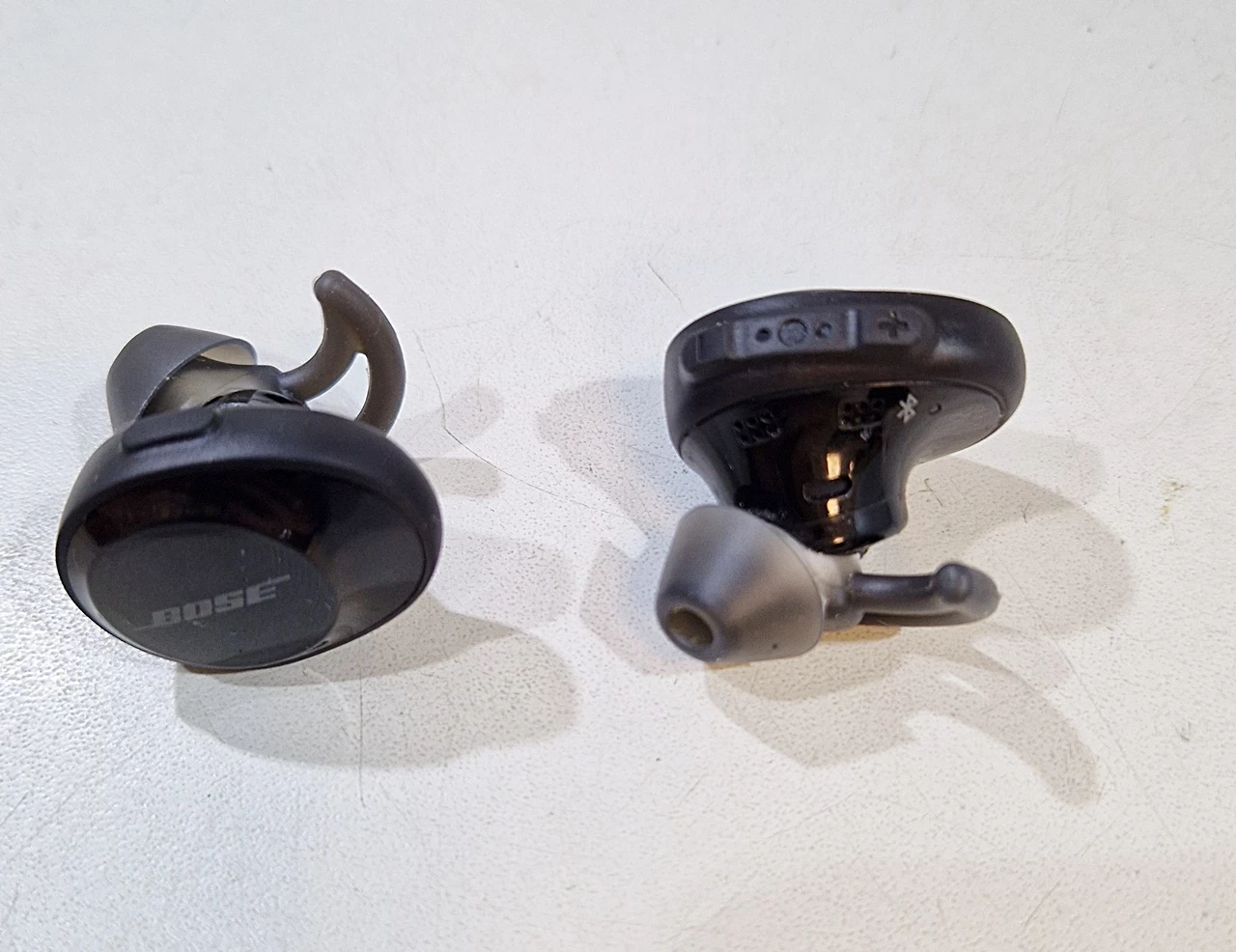 sluchawki-bezprzewodowe-bose-soundsport-free-wireless-stan-11323-2