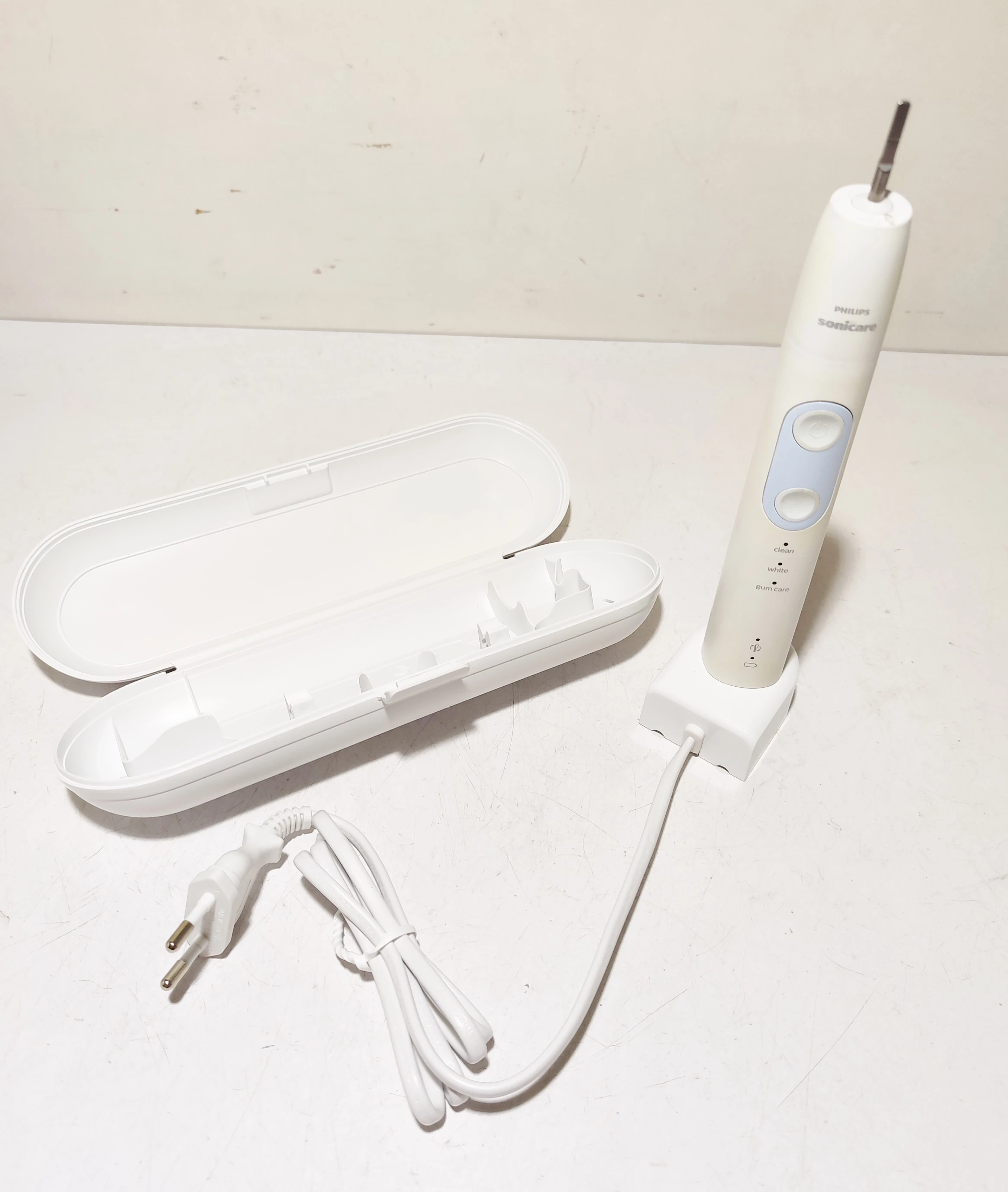szczoteczka-soniczna-philips-sonicare-hx684p-stan-11323-2