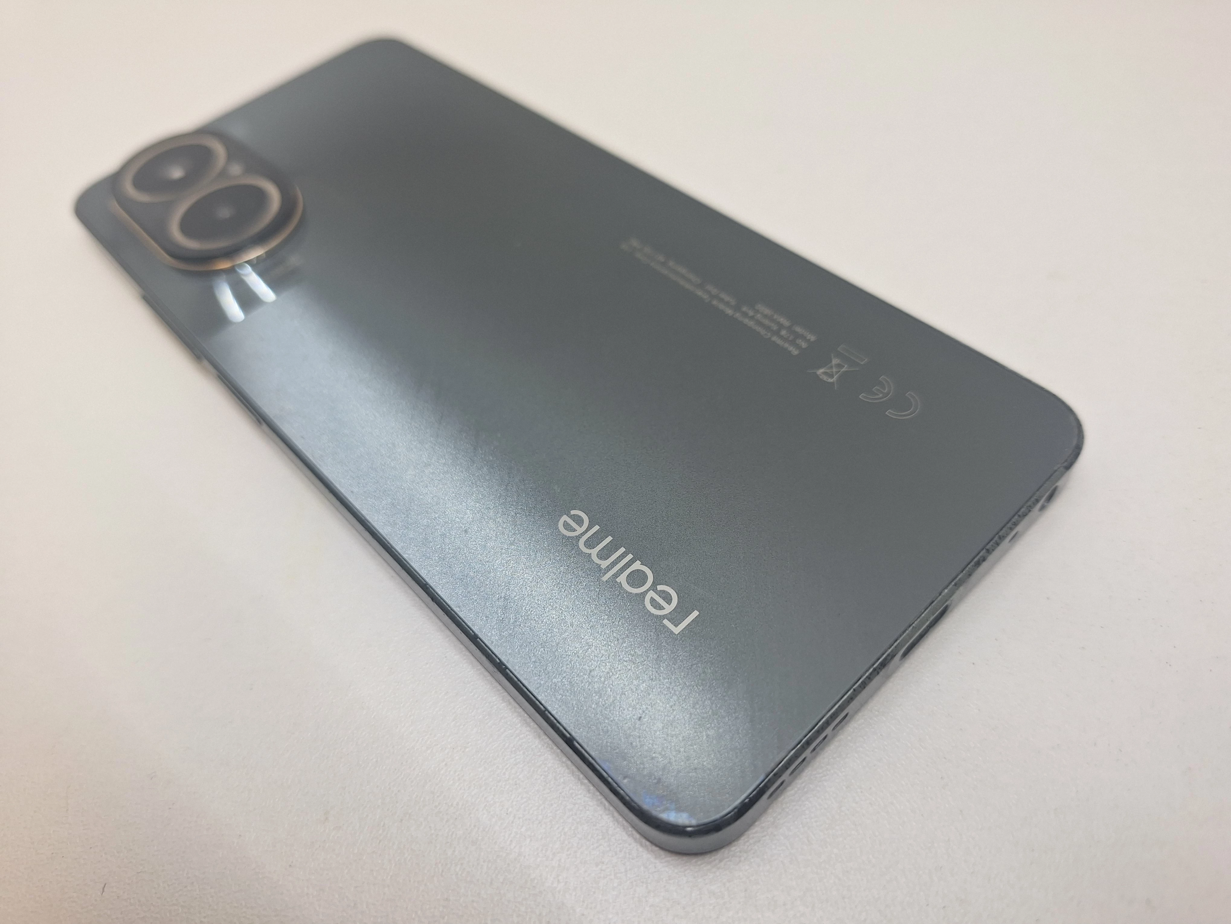 smartfon-realme-c67-8256gb-opis-przekatna-ekranu-672