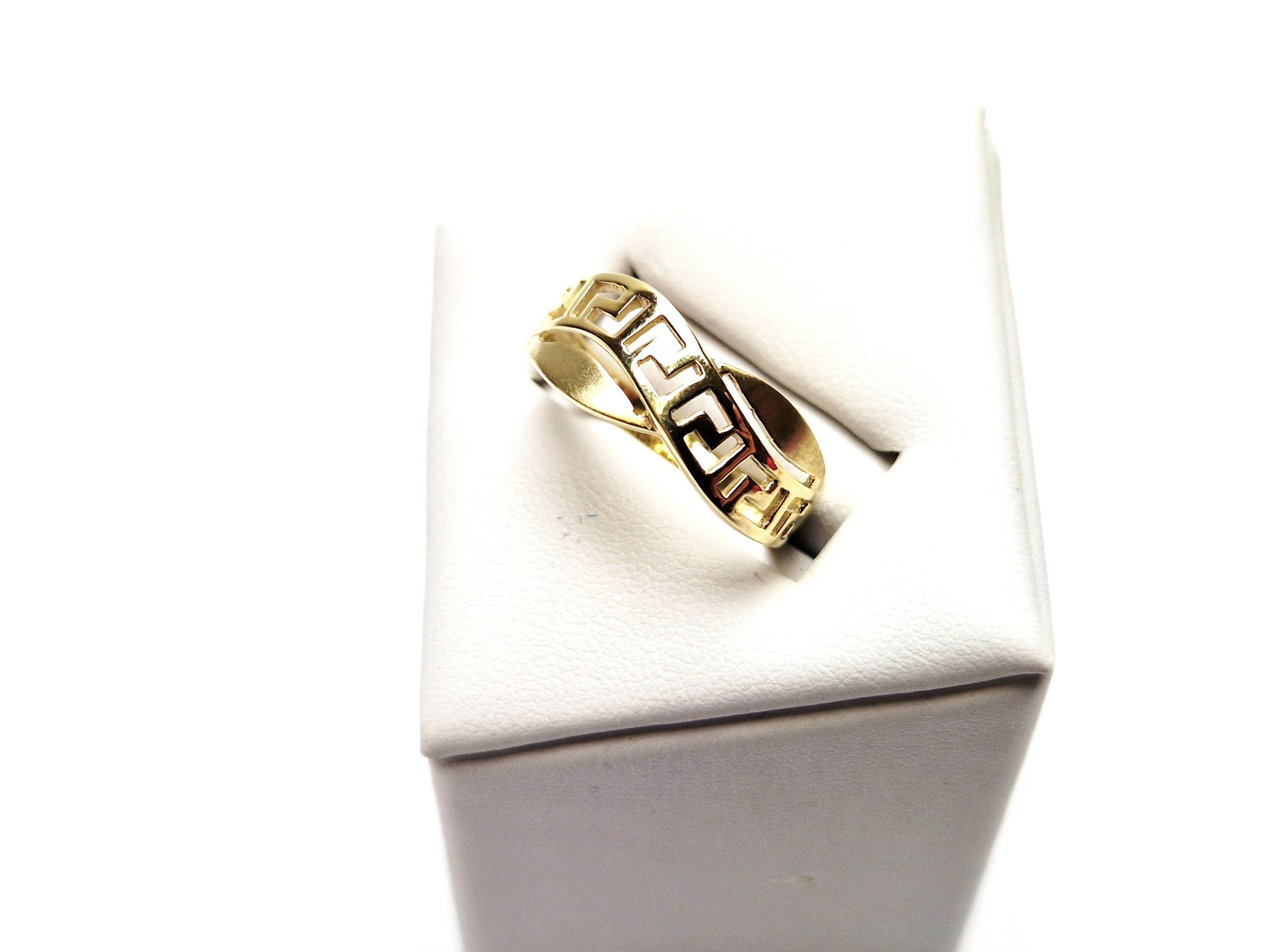 sliczny-zloty-pierscionek-375-207g-r17-kosciuszki-34-trzcianka