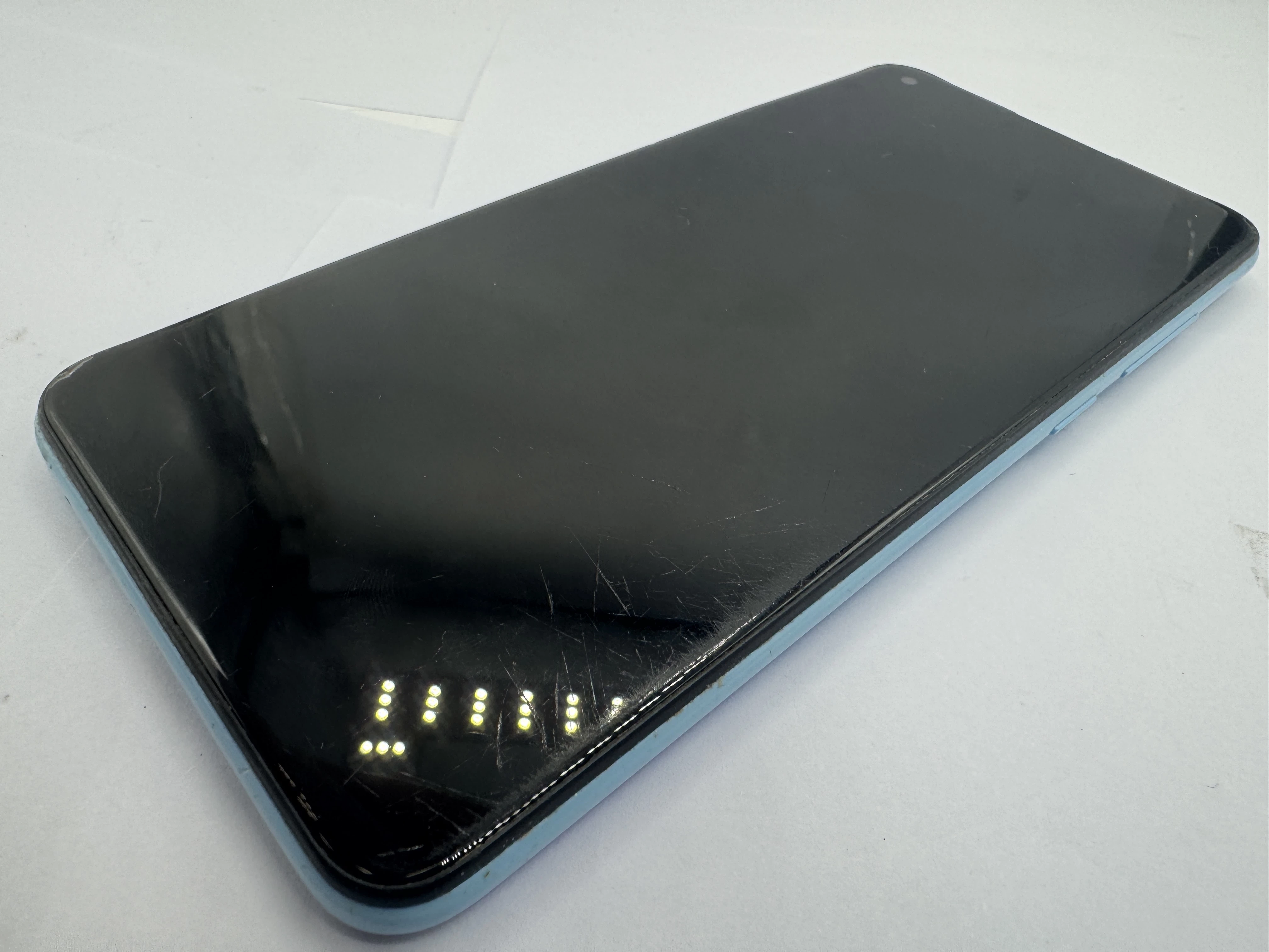 telefon-xiaomi-redmi-note-9-opis-stan-11323-2