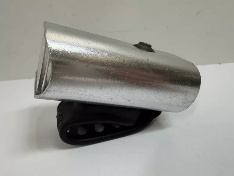 lampka-rowerowa-lezyne-40-stan-11323-2