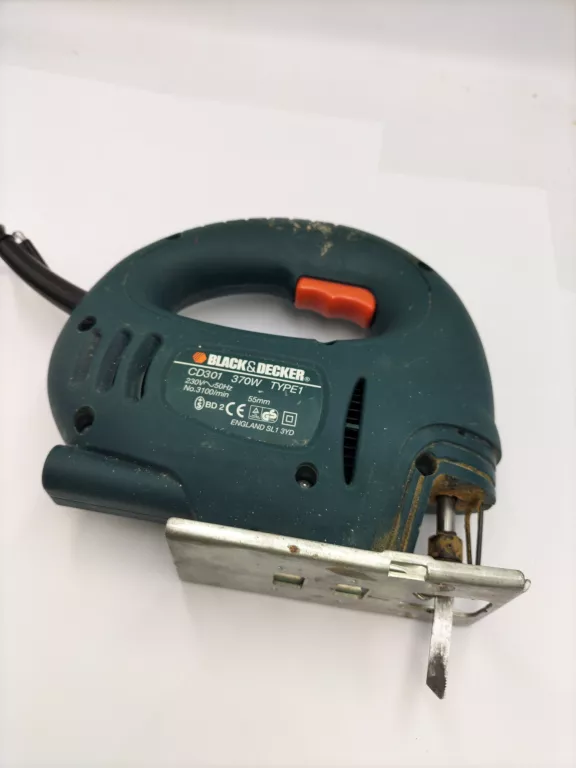 wyrzynarka-blackdecker-cd301-stan-11323-2