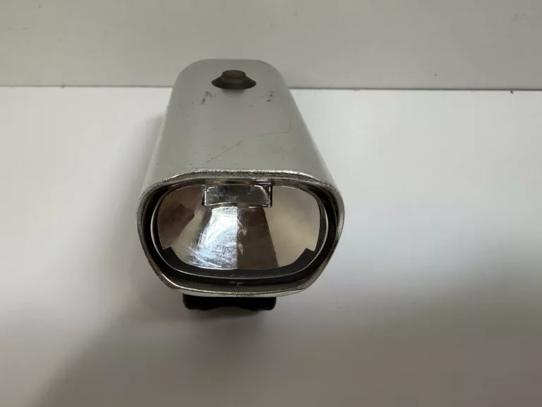 lampka-rowerowa-lezyne-40-ean-gtin-4712806003395