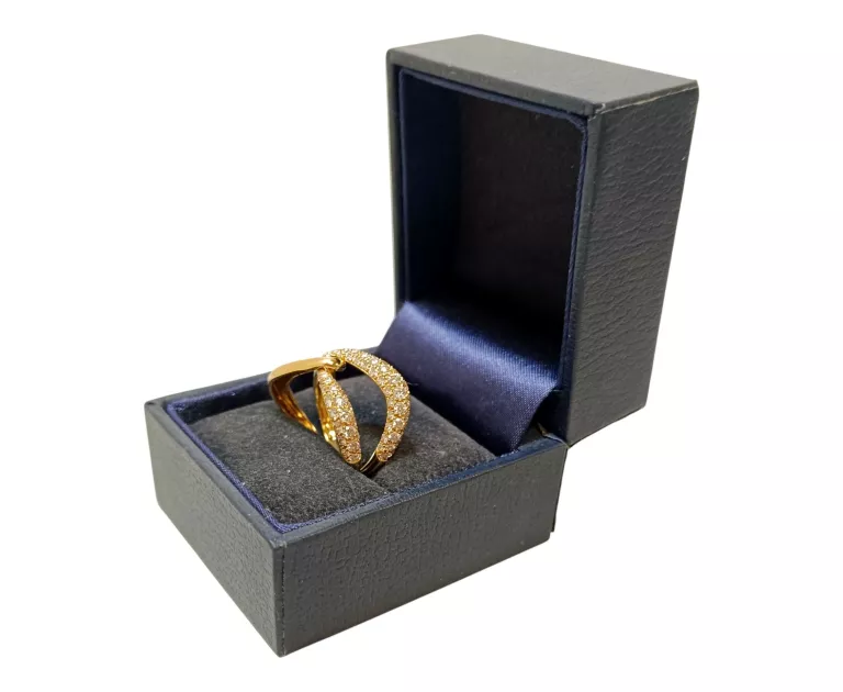 fenomenalny-zloty-pierscionek-proby-750-brylanty-rozmiar-15-stan-11323-2