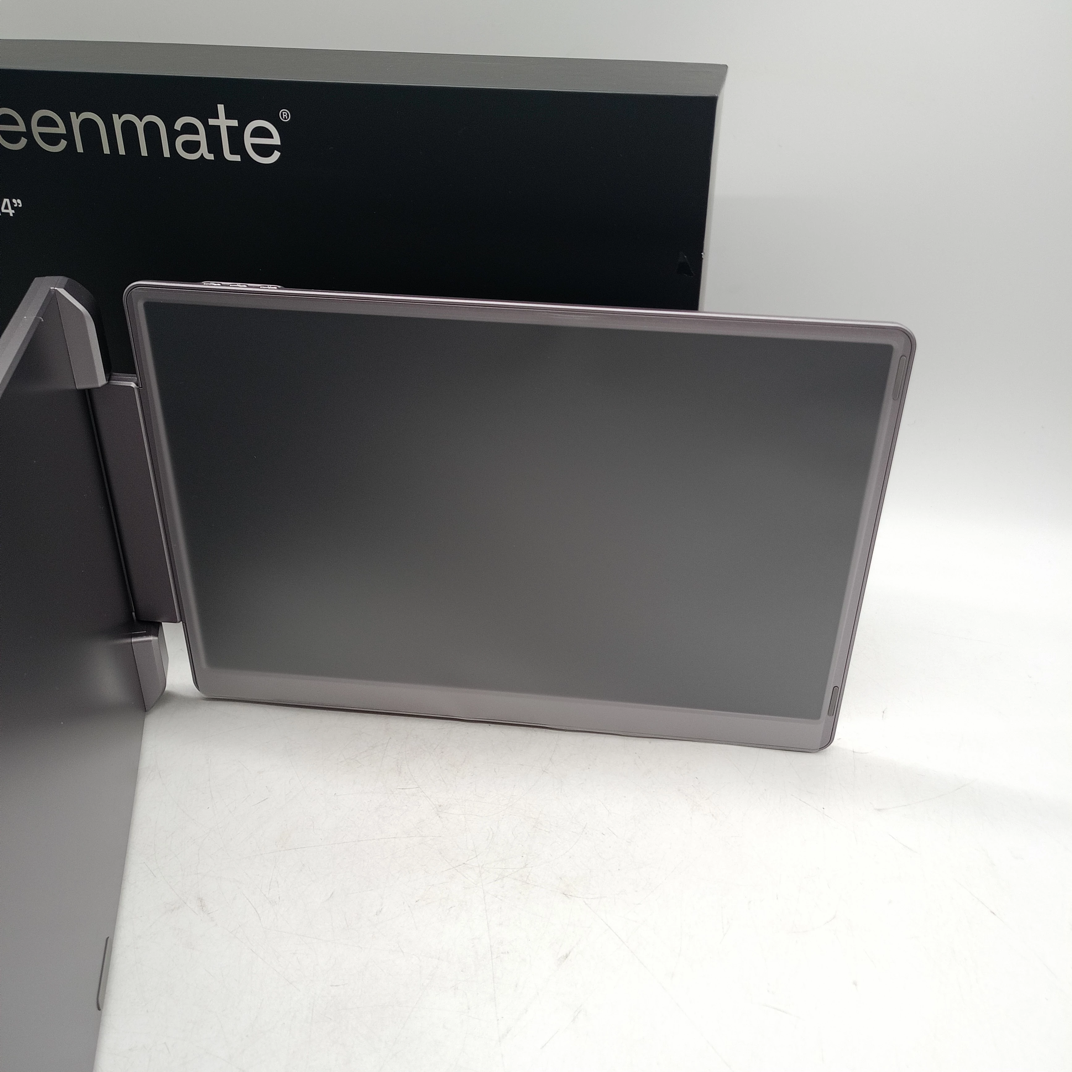 monitor-przenosny-flip-14-stan-11323-2